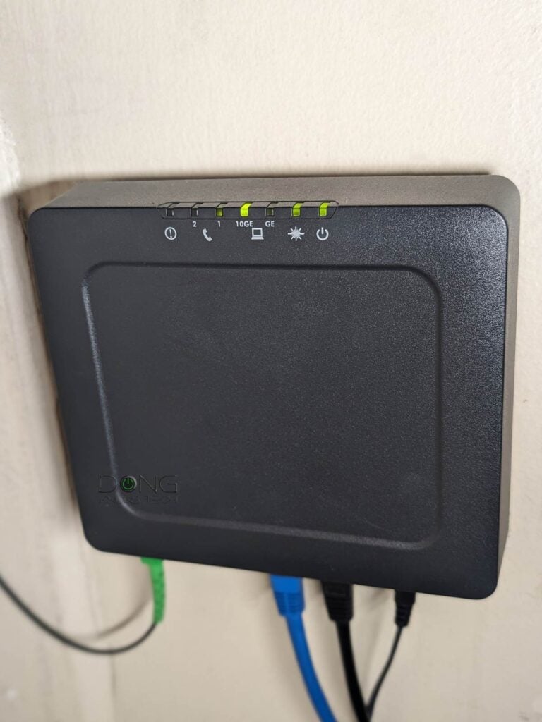 A Fiber optic ONT with 10GbE broadband connection needs one of the best routers for 10Gbps Internet to deliver its bandwidth